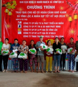 TRAINCO CÙNG CHƯƠNG TRÌNH TRAO QUÀ CHO HỘ CÓ HOÀN CẢNH KHÓ KHĂN XÃ VĨNH LỘC A NHÂN DỊP TẾT 2019